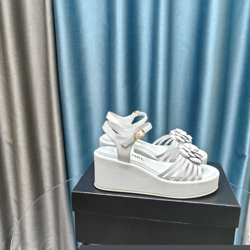 Ch*el slippers